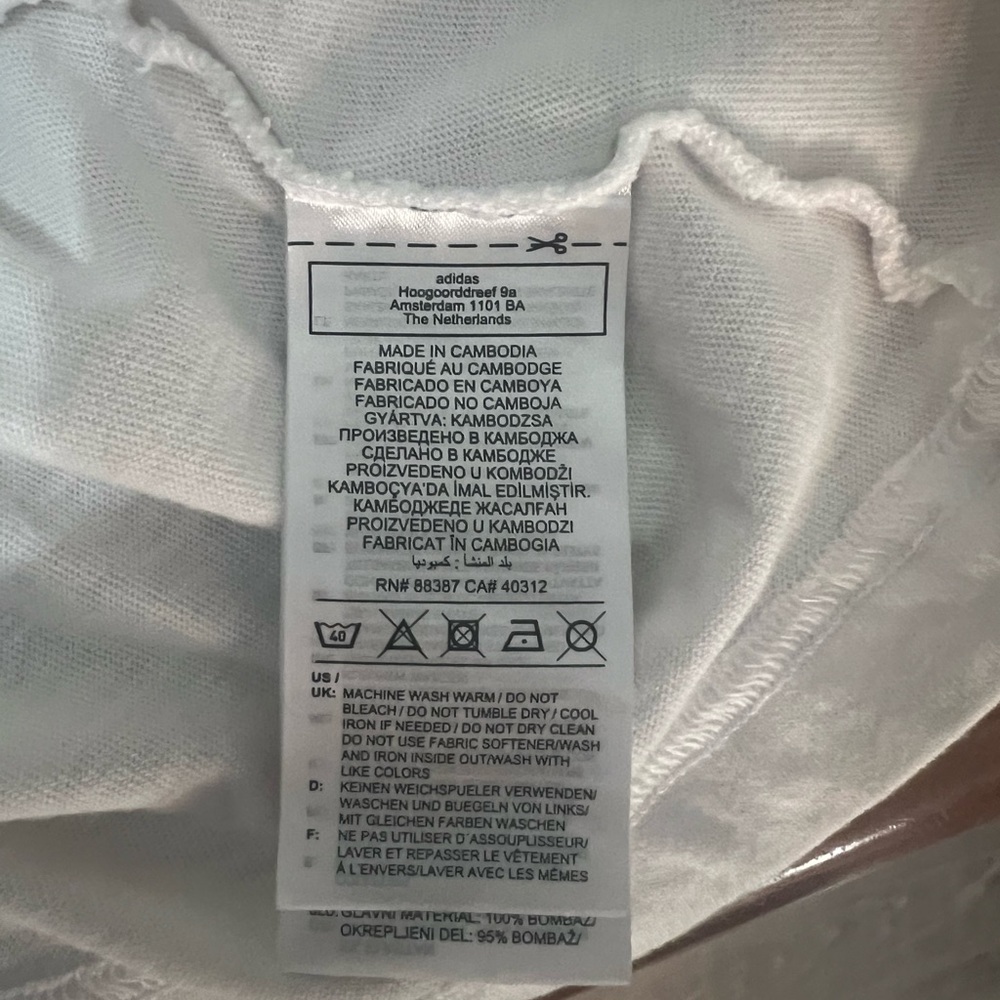 Adidas plus size cropped tshirt - Picture 4 of 4